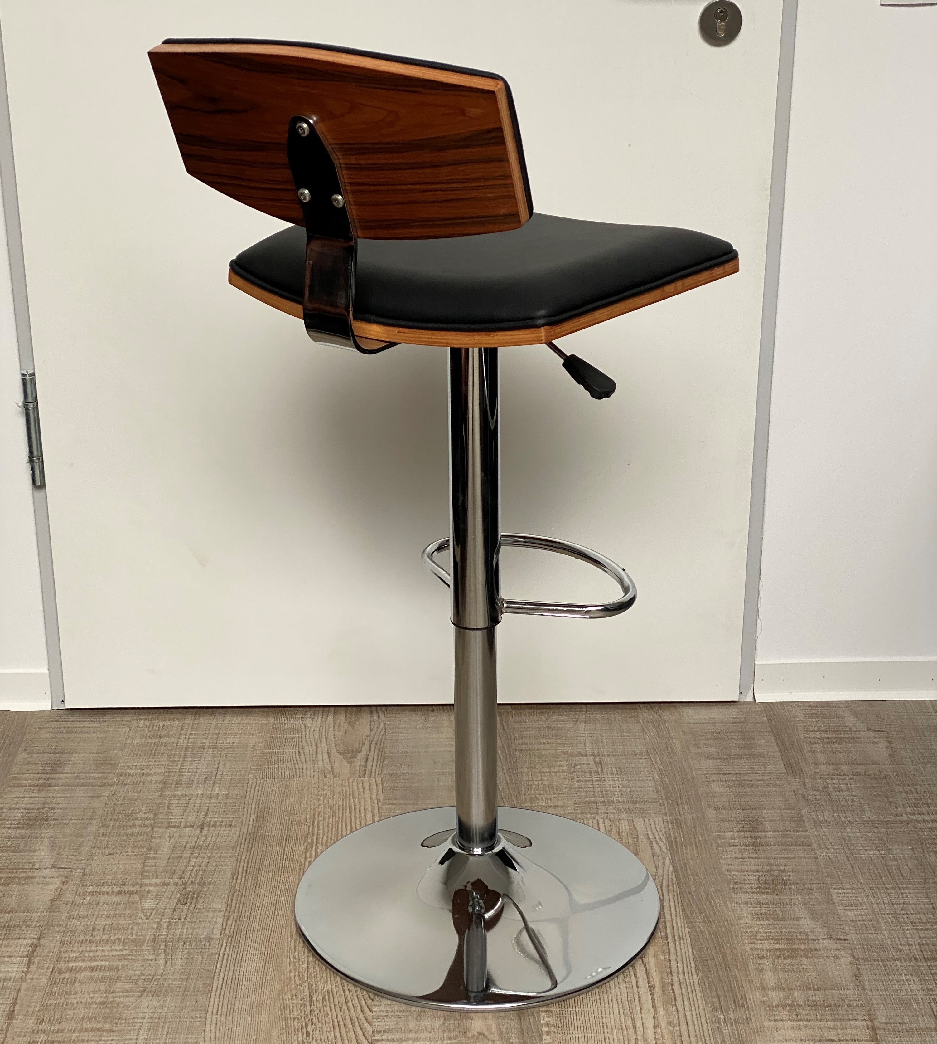 Barhocker 2. Wahl Leder schwarz & Holz