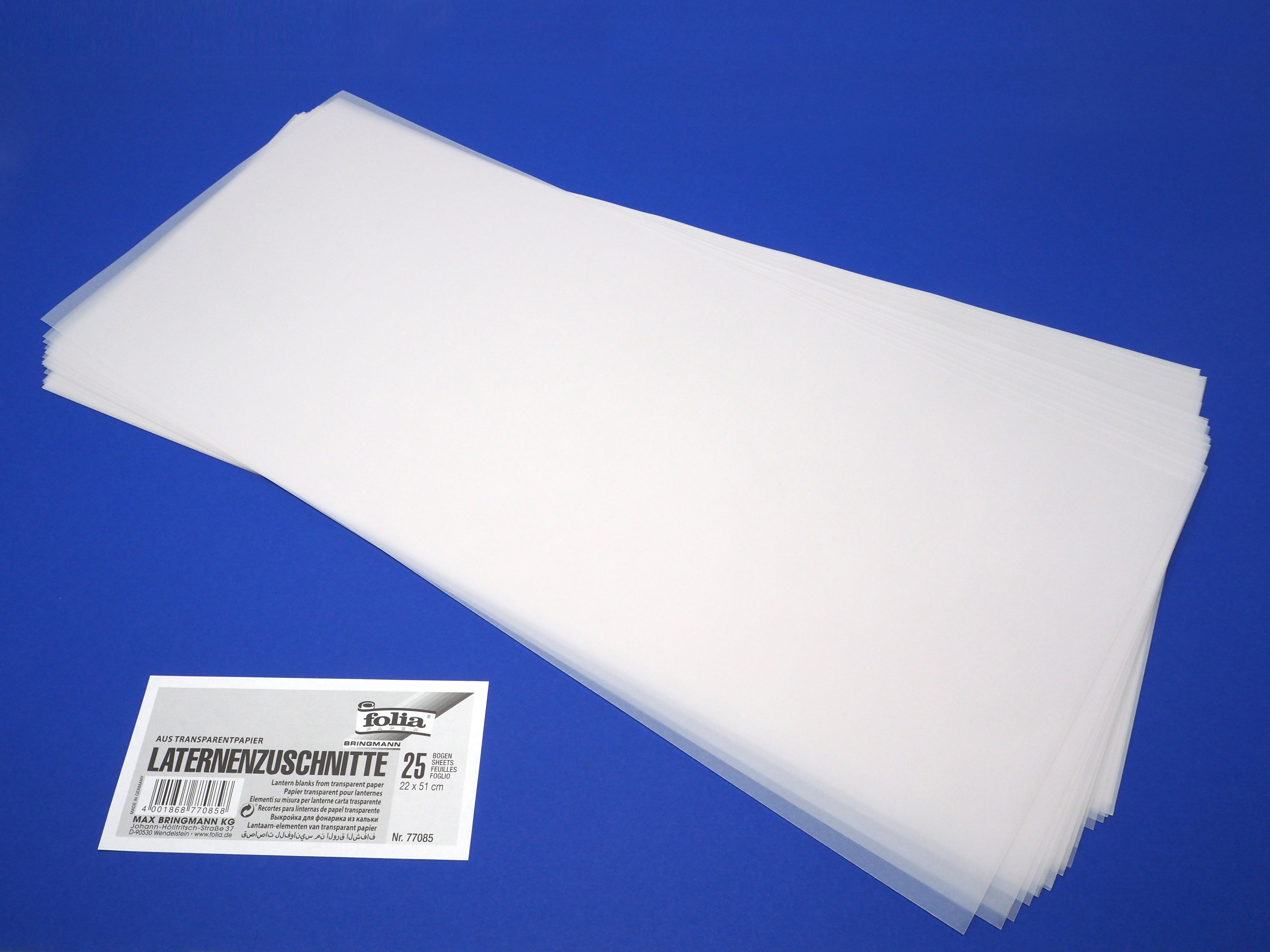 Laternenzuschnitt aus Zeichentransparentpapier Laternenzuschnitt aus Zeichentransparentpapier