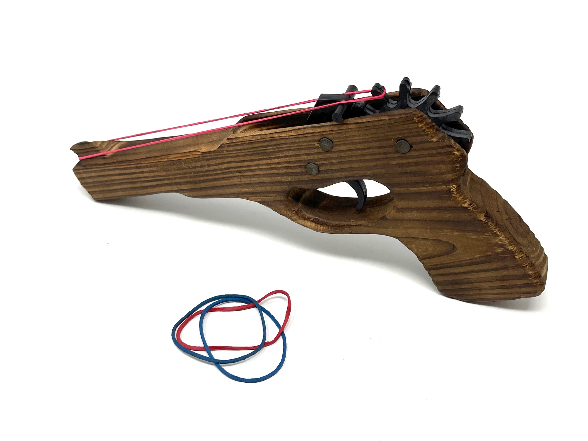 Gummiband-Pistole aus Holz