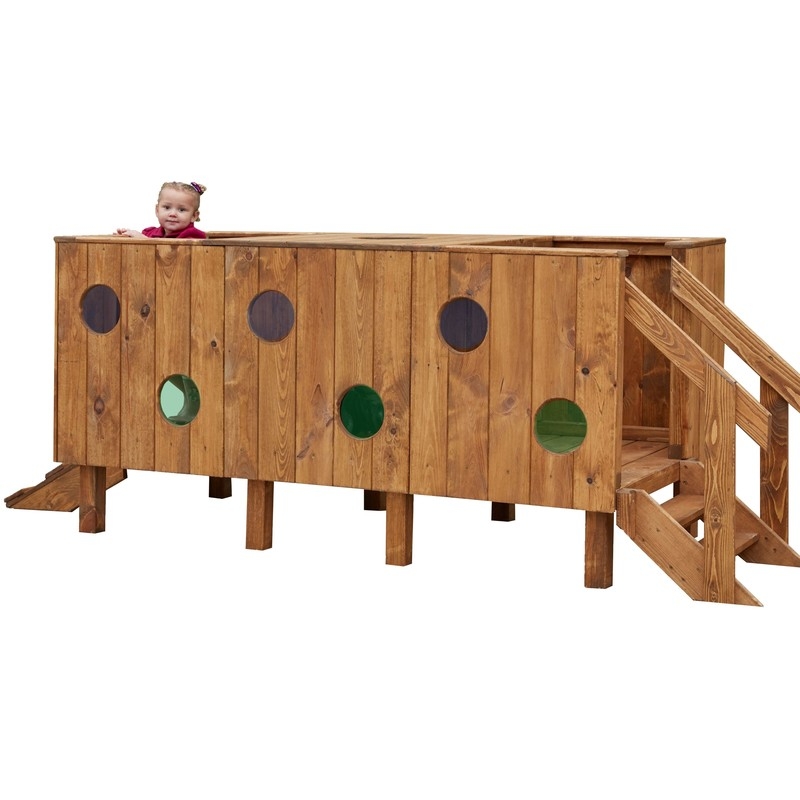 Cosy Outdoor-Spielgerät mit bunten Fenstern