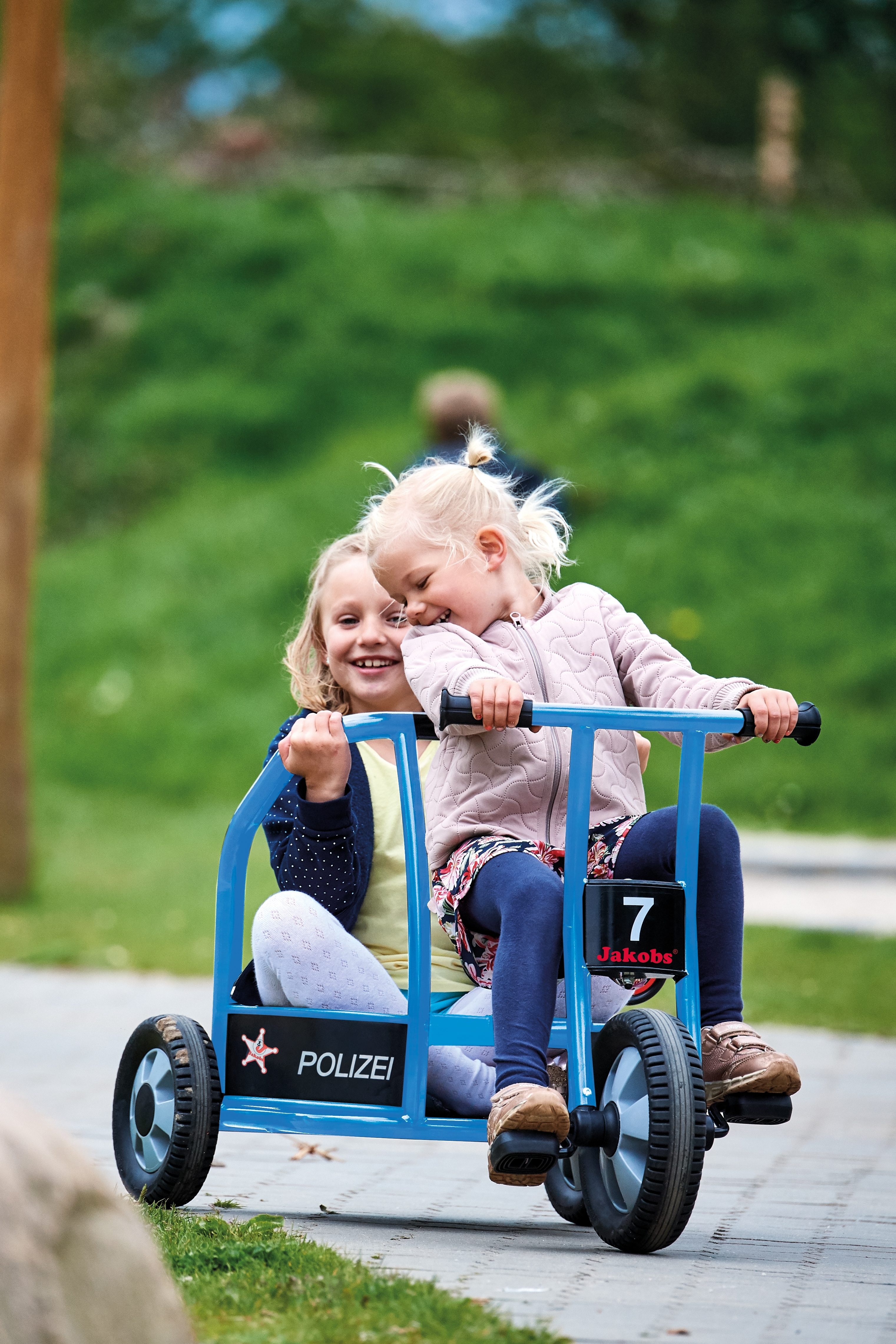 Dreirad Polizei aktiv Dreirad Polizei aktiv