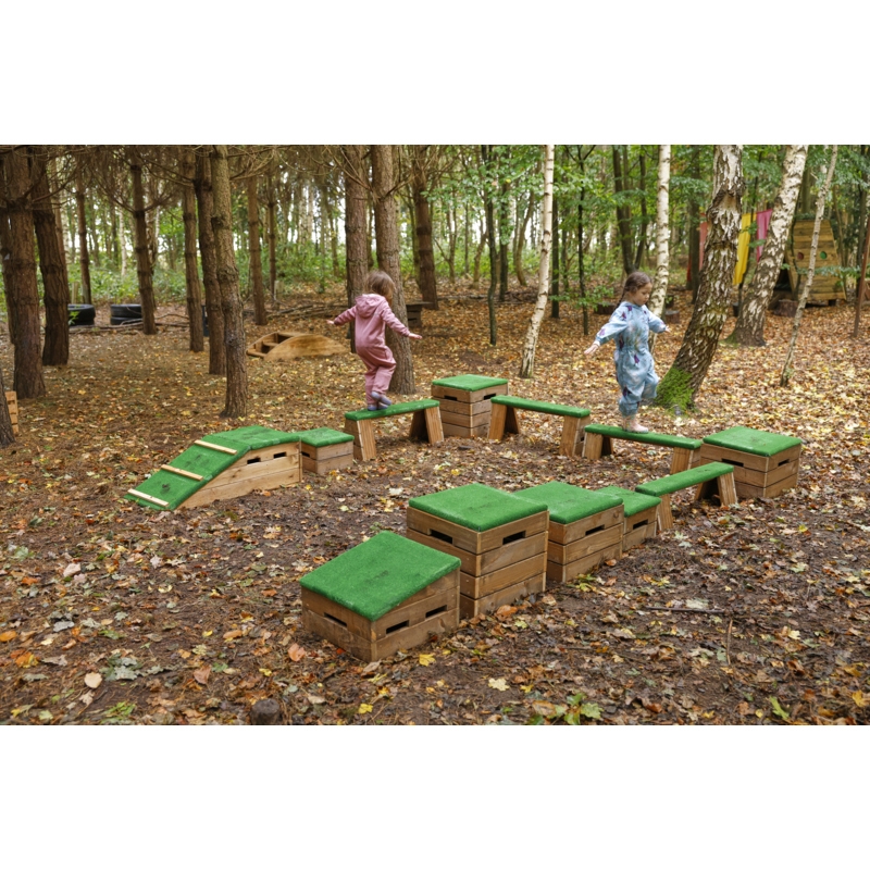Cosy Outdoor Bewegungs- & Balancier-Wiesen-Set